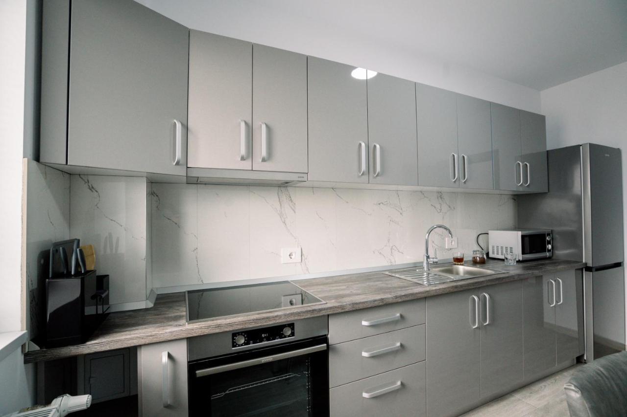 Peace House Apartment Орадеа Екстериор снимка